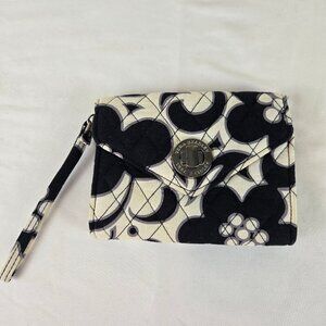 Vera Bradley Black White Gray Cotton Quilted Wallet Wristlet Turnlock Closure
